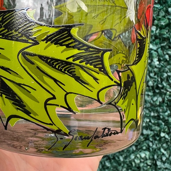 Vintage Christmas glass decanter, juice jug/ water jug - Picture 4 of 9